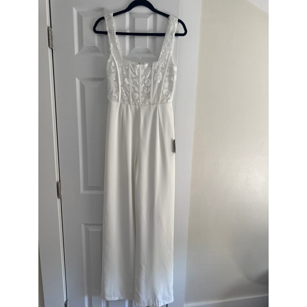 Lulus NWT Ivory Lace Bodice Bridal Jumpsuit Size XS Wedding Wide Leg Romper
